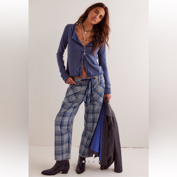 Free People WE THE FREE Denim - Free People WE THE FREE: Moxie Barrel Low Slung Pull On Jeans In Plaid …NWOT
